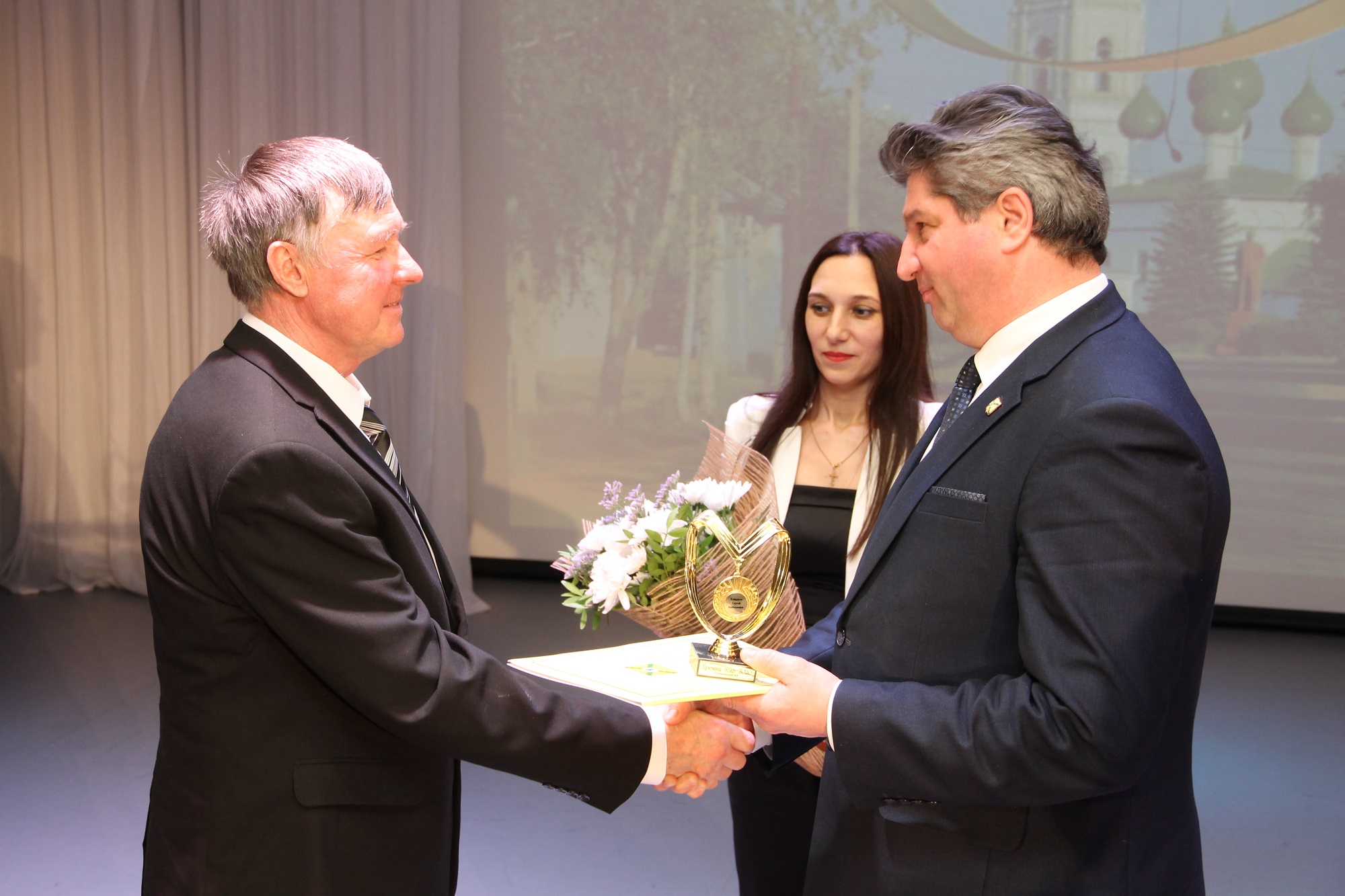 Почтальон на вездеходе Сергей Кондаков стал лауреатом «Премии года-2020»