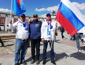 Ярославский экипаж Всероссийского автопробега стал участником первомайских торжеств в Москве