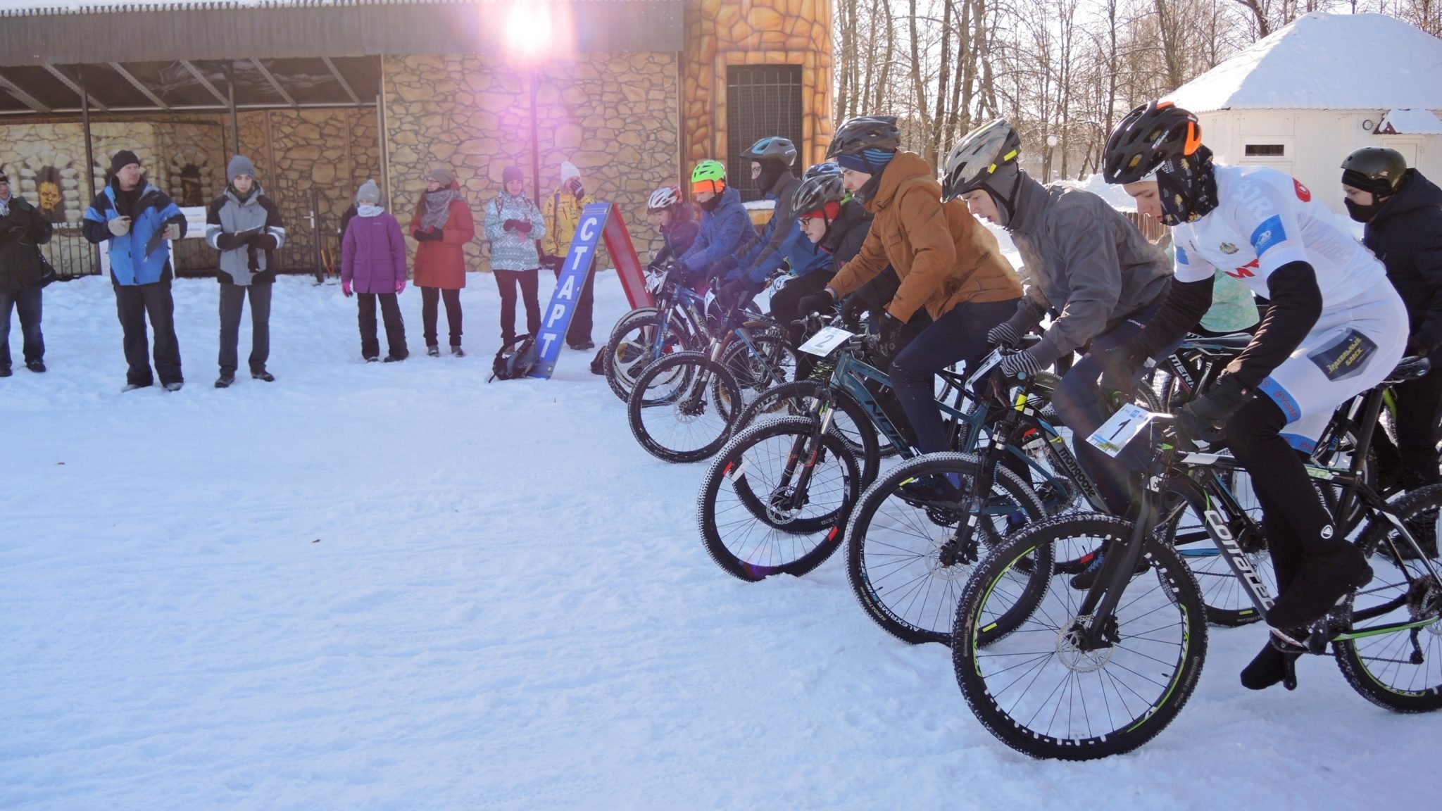 В День защитника Отечества состоялась зимняя велогонка