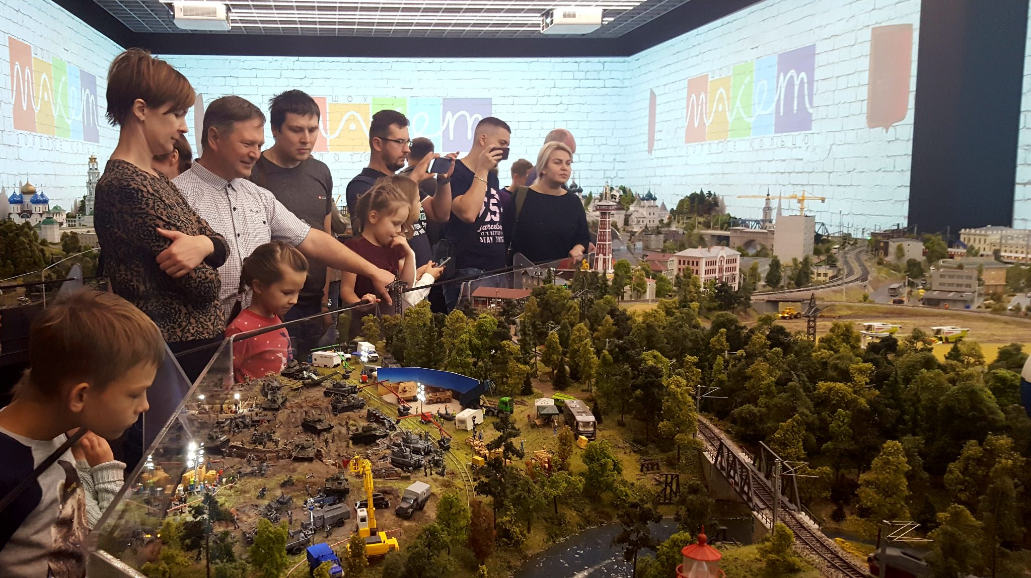 Члены профсоюза ПАО «Славнефть-ЯНОС» познакомились с новым музеем