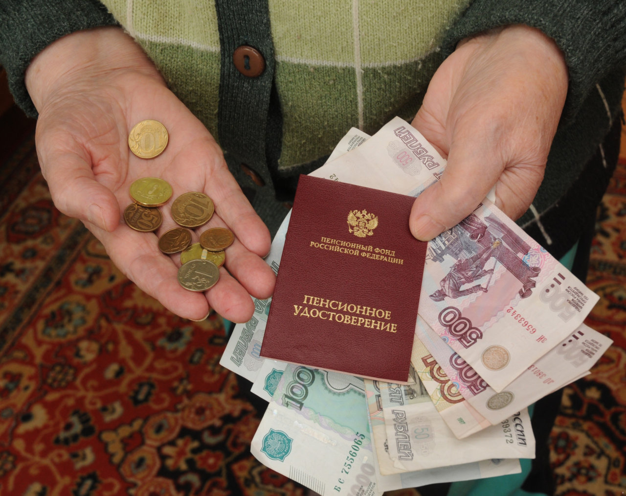 В России в течение трех лет вырастут страховые пенсии