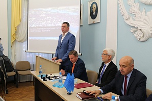 Сергей Соловьев поздравил коллектив ЯГПУ с началом учебного года