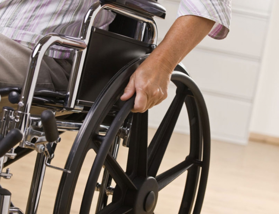 Пенсии инвалидам будут назначаться онлайн до конца года