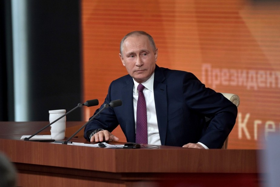 Владимир Путин подписал указы о единовременной выплате пенсионерам