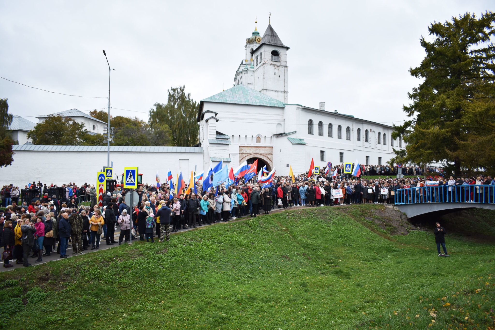 В Ярославле прошел митинг в поддержку референдума ЛДНР
