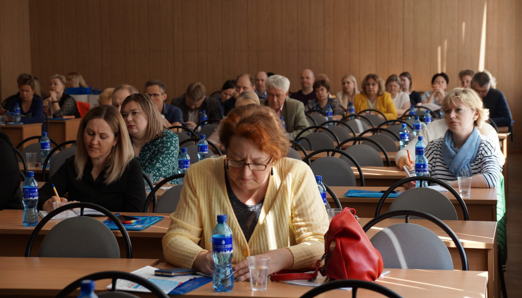 Директорам ярославских школ рассказали о плюсах профсоюзного членства