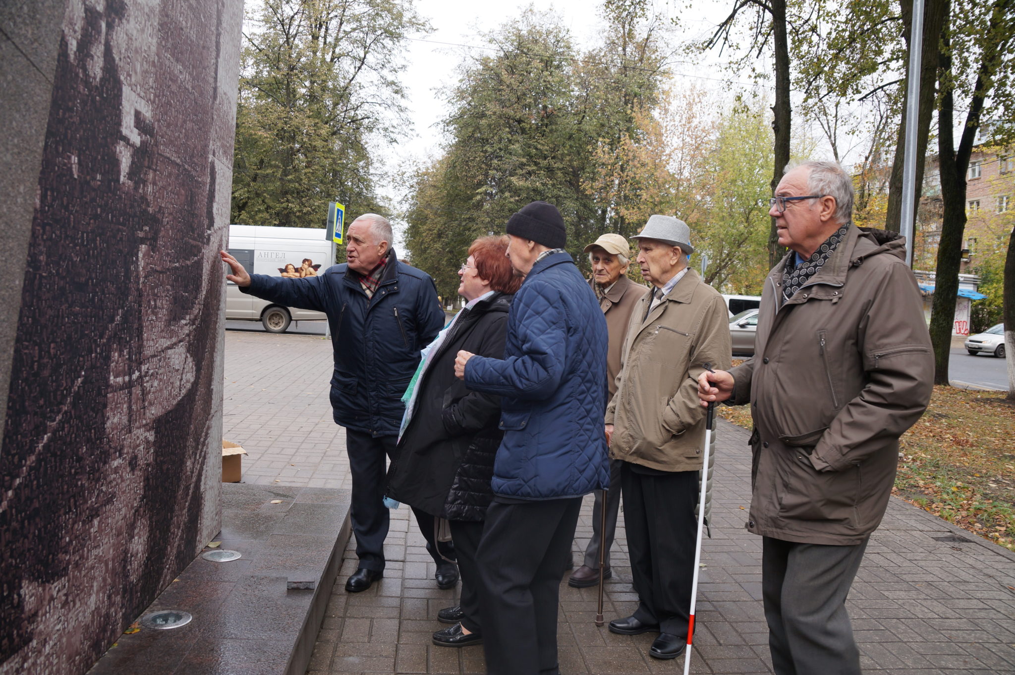 Ветераны профсоюзного движения познакомились с новыми достопримечательностями Ярославля