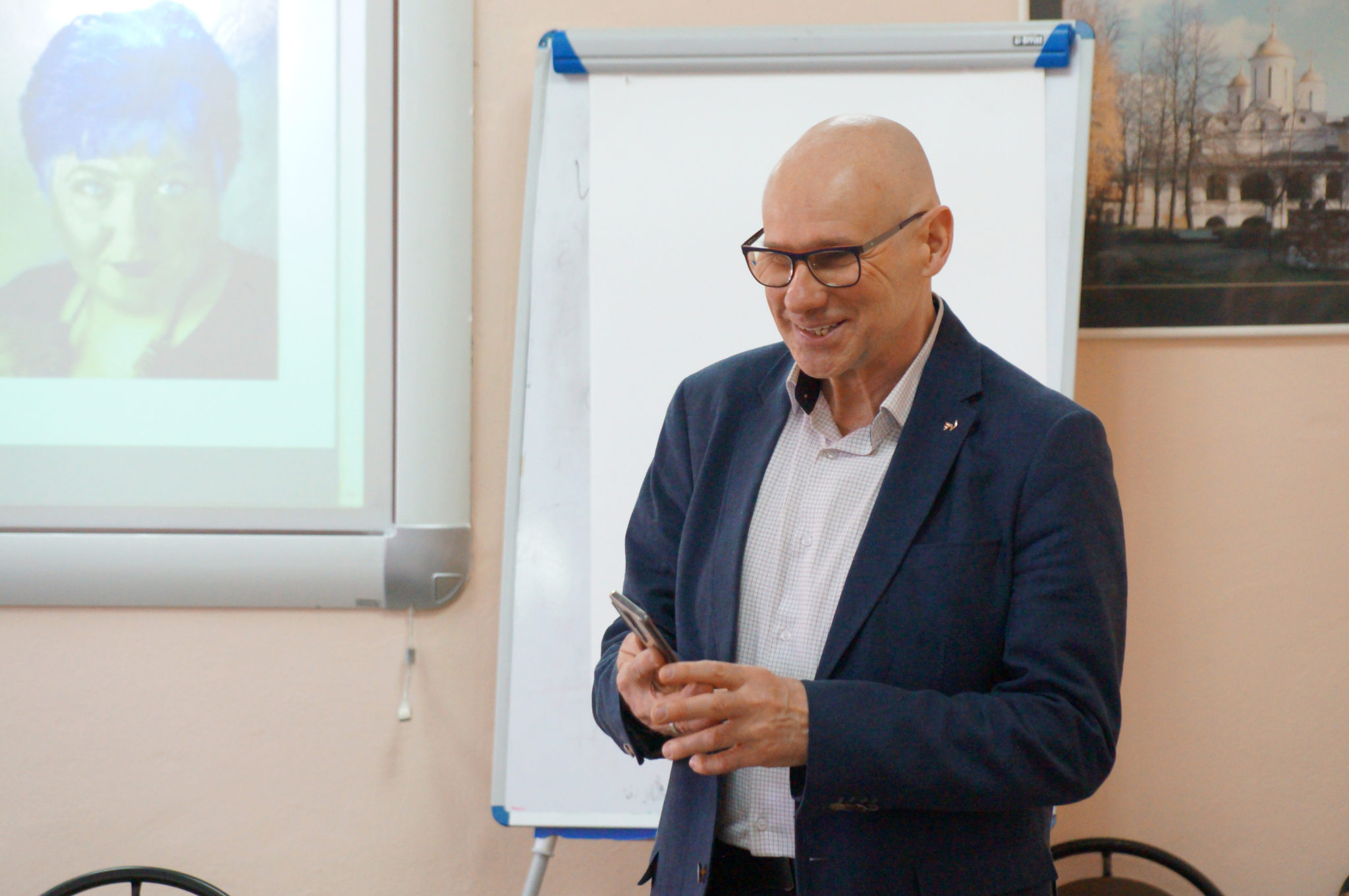 На базе областного дома профсоюзов открылась IV учебная сессия национальной школы лидеров «Журавли»